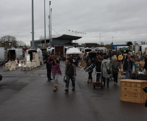 Treasure Hunting at Sunbury Antiques Market – Jan 2013 – Displaced Beach Bums